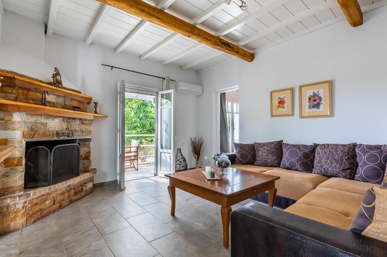 Skopelos Amigdalia Cottage Exterior foto