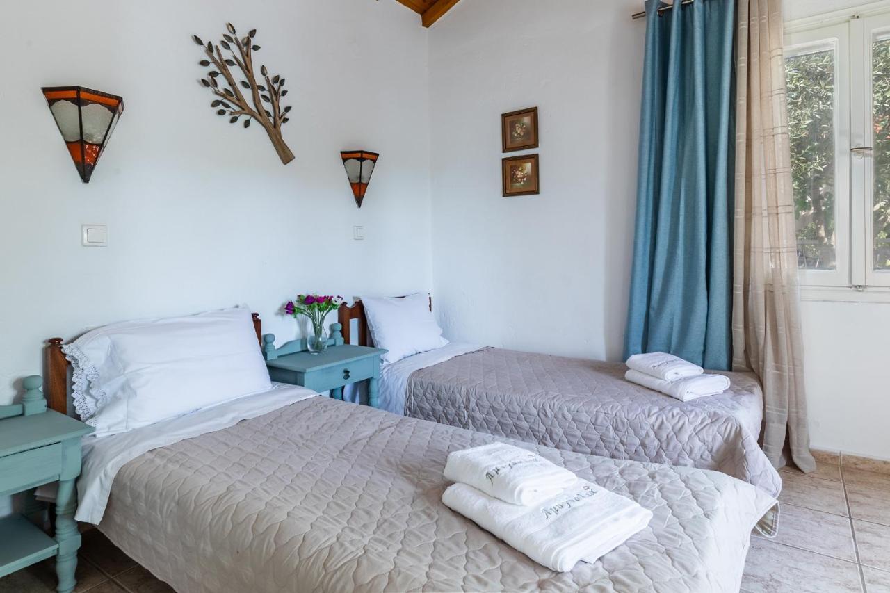 Skopelos Amigdalia Cottage Exterior foto